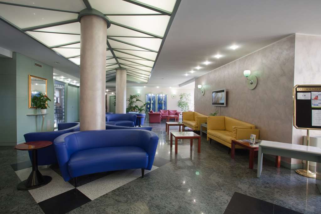 Western Mirage Fiera 4*